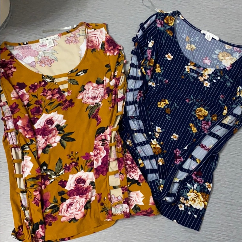Pretty Long Sleeve Flower Shirts w/ opened Sleeves